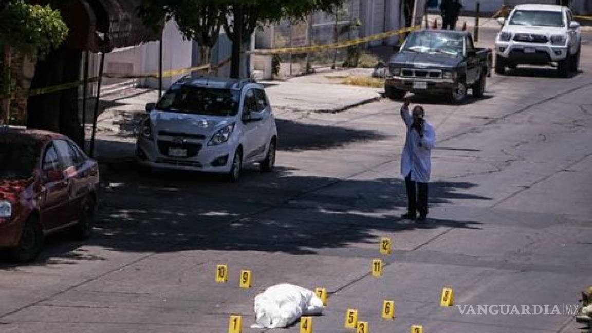PGR recrea asesinato de Javier Valdez en Culiacán