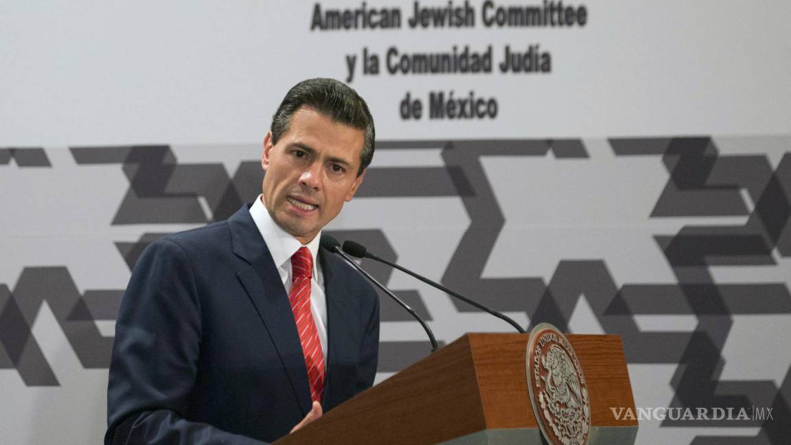 Radio y televisión, fundamentales en cambios del país: Peña Nieto