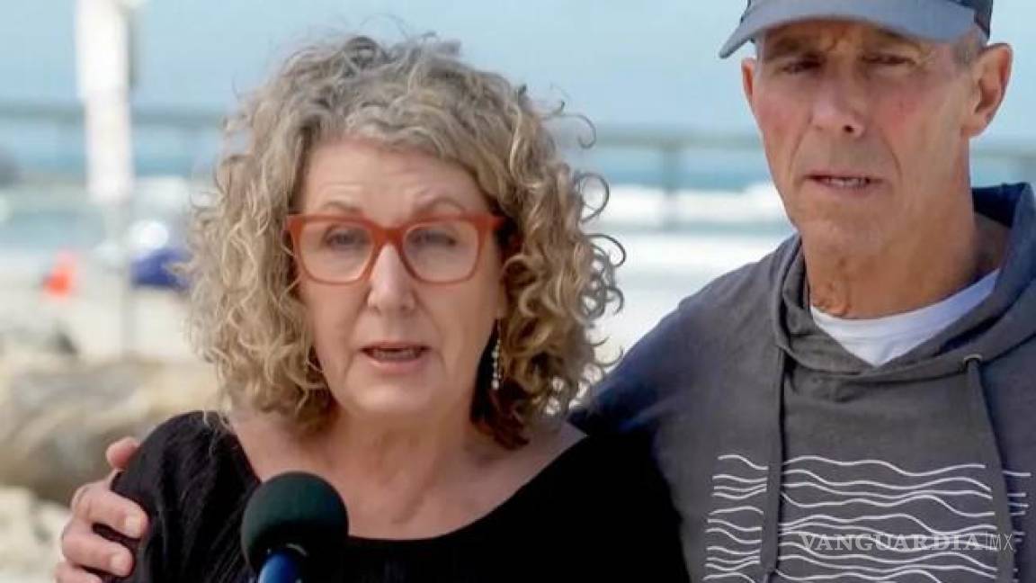 Madre de surfistas australianos asesinados en México rinde conmovedor homenaje a sus hijos