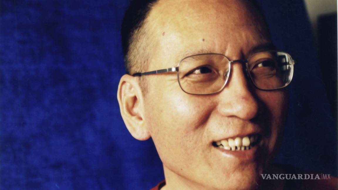 Centenar de escritores solicitan libertad para el Nobel Xiaobo