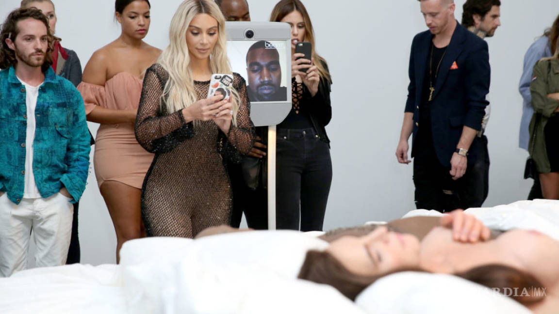 Kanye West exhibe 'Famous' en Los Ángeles
