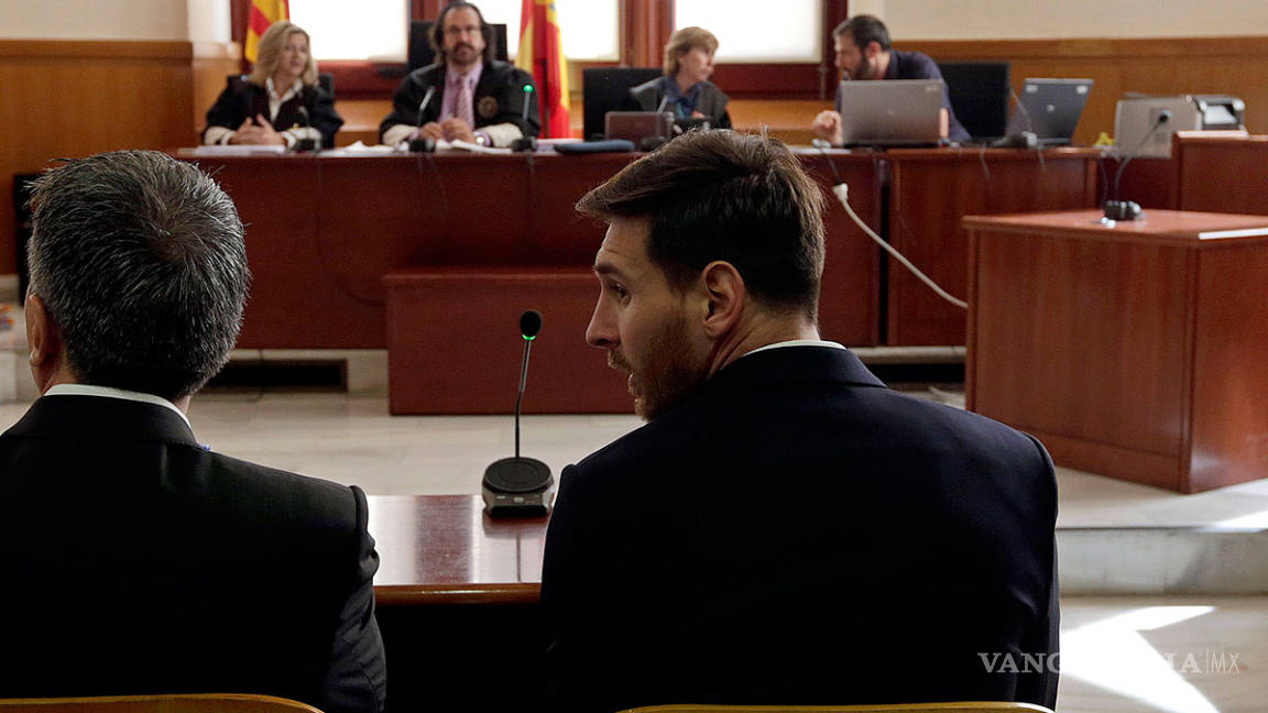 Messi y su padre acusan a sus asesores