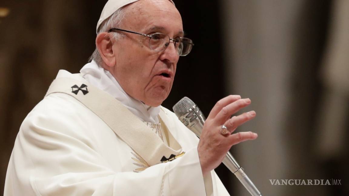Promete el papa Francisco actuar con dureza contra los abusos sexuales