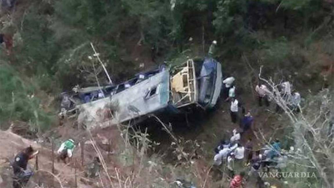 Identifican a 17 feligreses que murieron en accidente en Chiapas