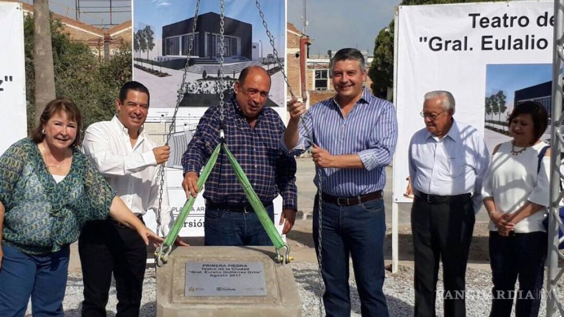Colocan la primera piedra del Teatro de la Ciudad en Ramos Arizpe