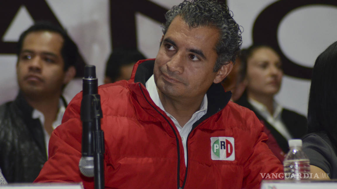 Aplaude Ochoa Reza decisión de desligar precio de gasolina en temas políticos
