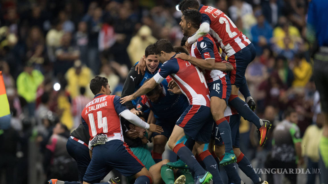 Chivas le vuele a repetir la dosis al América y los elimina de la Copa MX