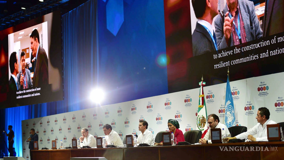 Peña Nieto inaugura foro y reitera compromiso para reducir riesgos por desastres naturales