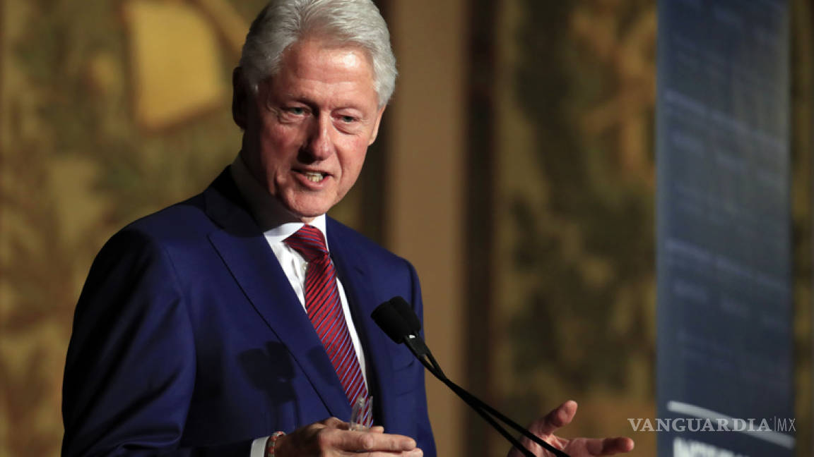 Bill Clinton, bajo la lupa del debate sobre el abuso sexual en EU
