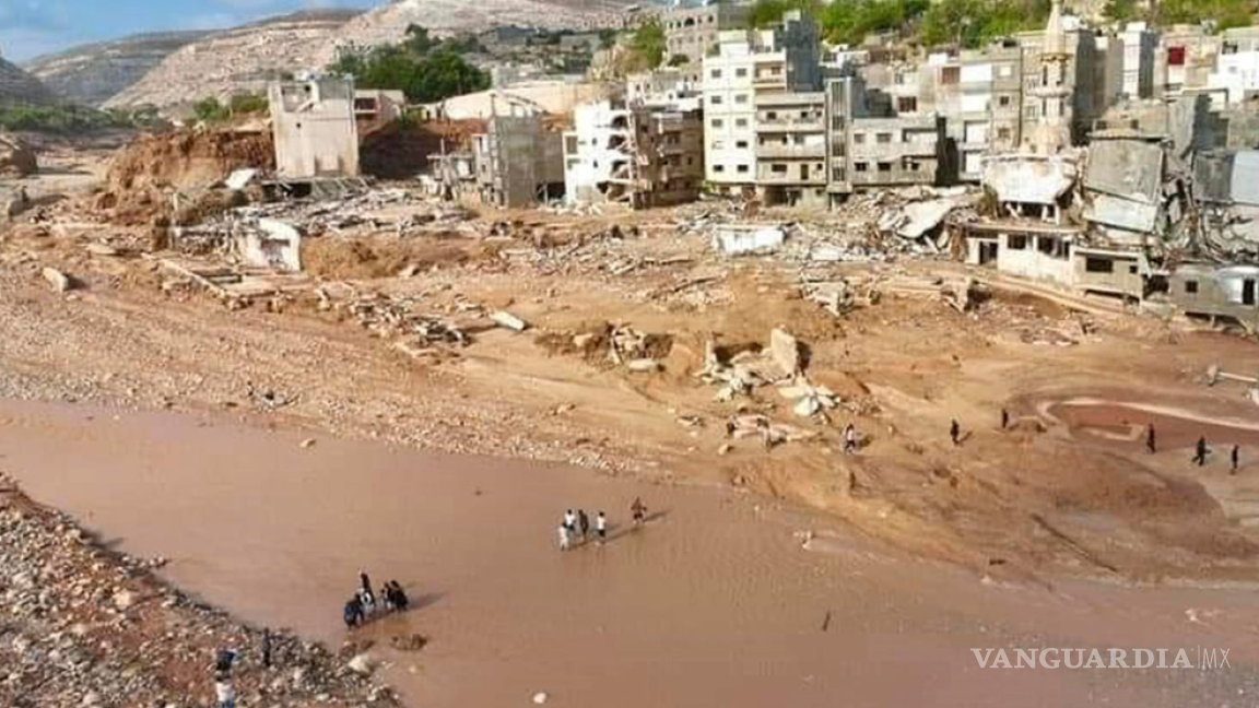 ‘El mar arroja cadáveres’, estiman 20 mil muertos en Libia tras inundaciones