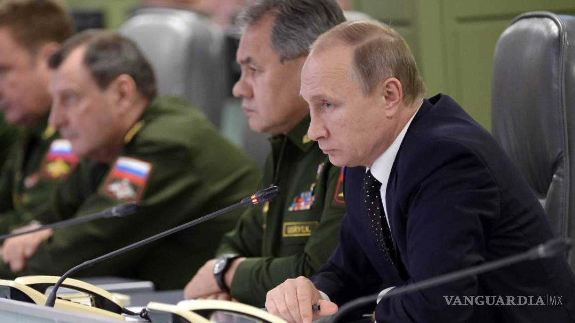 Putin ordena a sus fuerzas armadas actuar junto con Francia en Siria