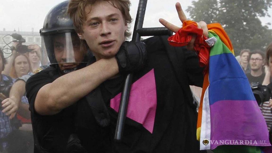 Si eres gay, te pueden quitar patria potestad en Rusia