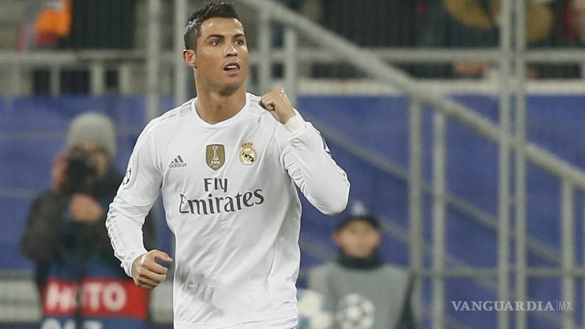 Cristiano Ronaldo habría aceptado oferta del PSG, revelan