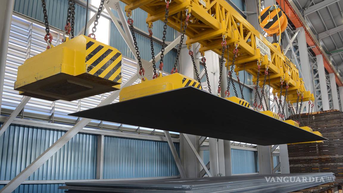AHMSA envía primer embarque de placa de acero normalizada