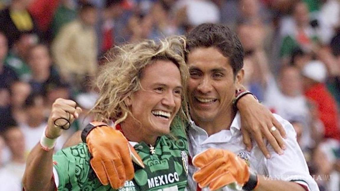 Jorge Campos y Luis ‘El Matador’ Hernández encabezan duelo ‘Leyendas Conmebol’ junto a Ronaldinho y el ‘Kun’ Agüero