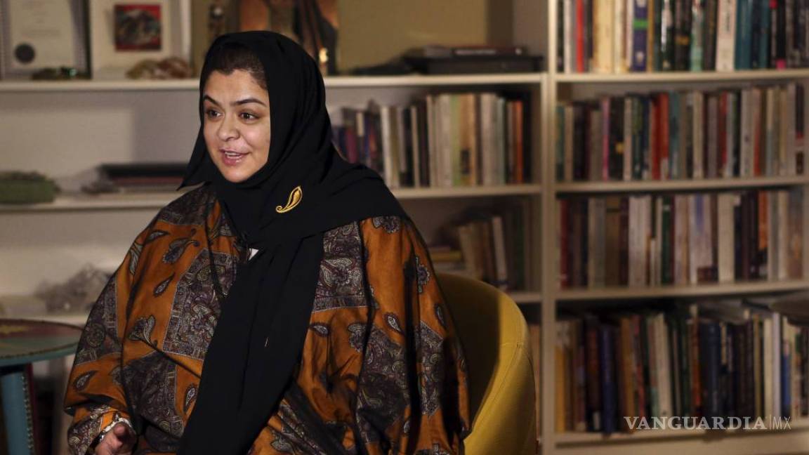 Mujeres ganan por primera vez escaños en elecciones en Arabia Saudí