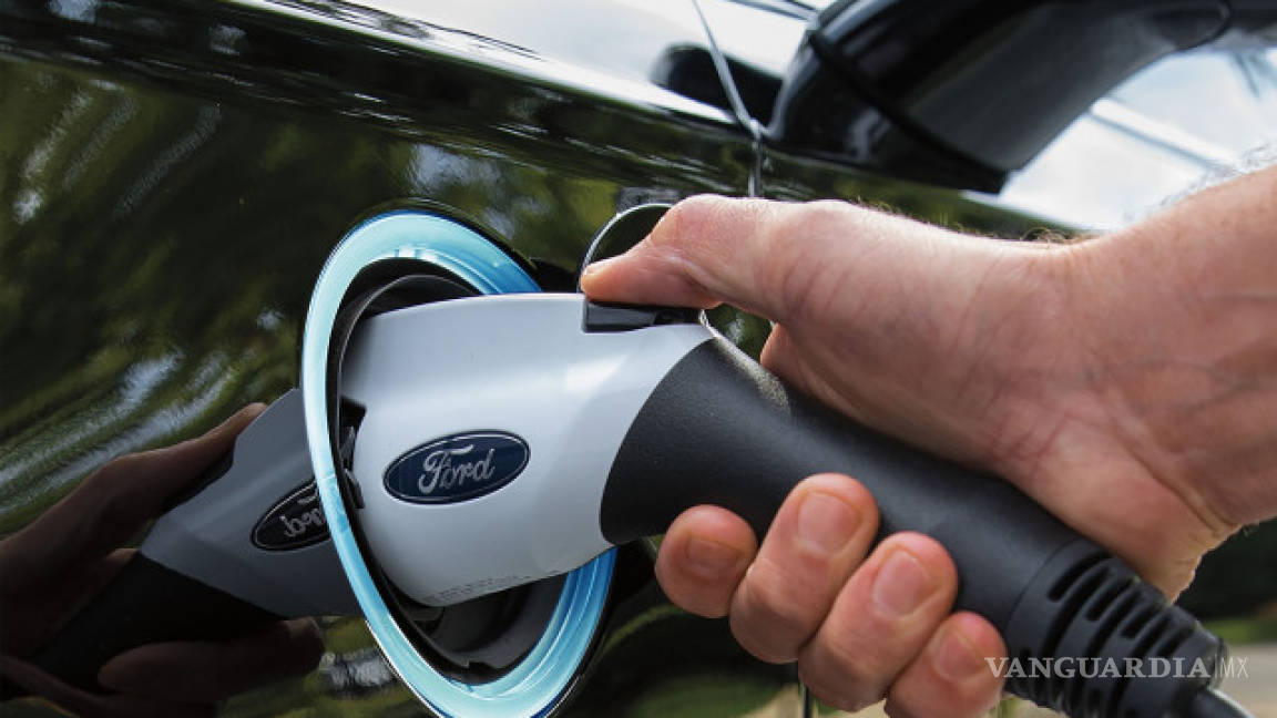 Ford fabricará uno de sus nuevos autos eléctricos en México