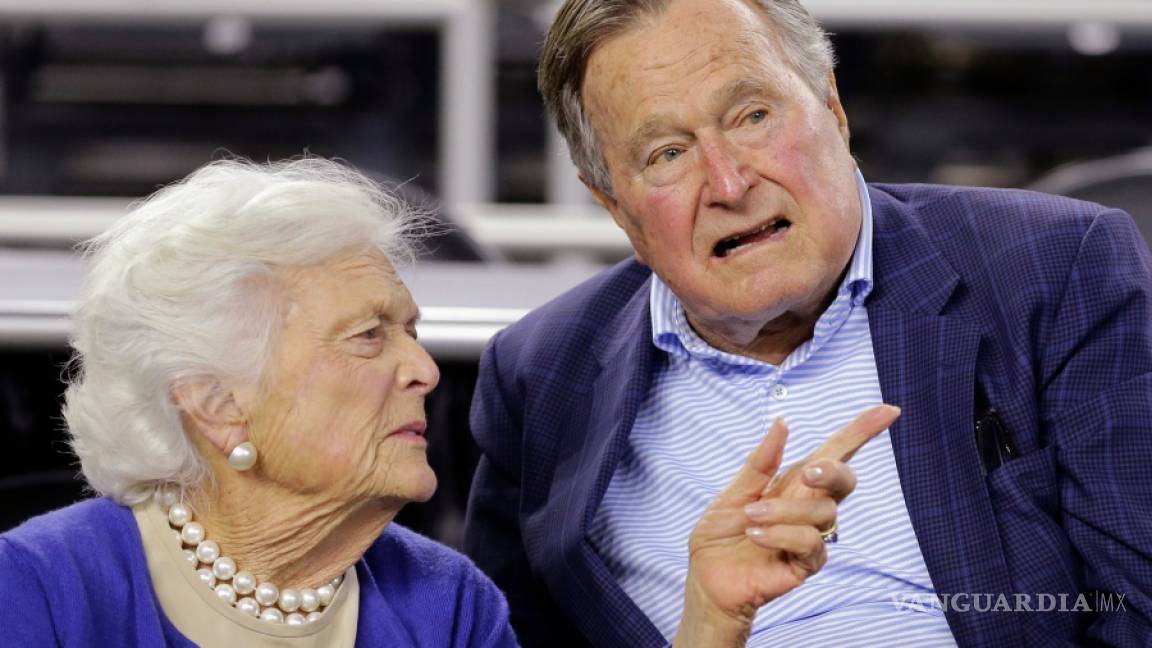 George H.W. Bush lanzará la moneda en el Super Bowl