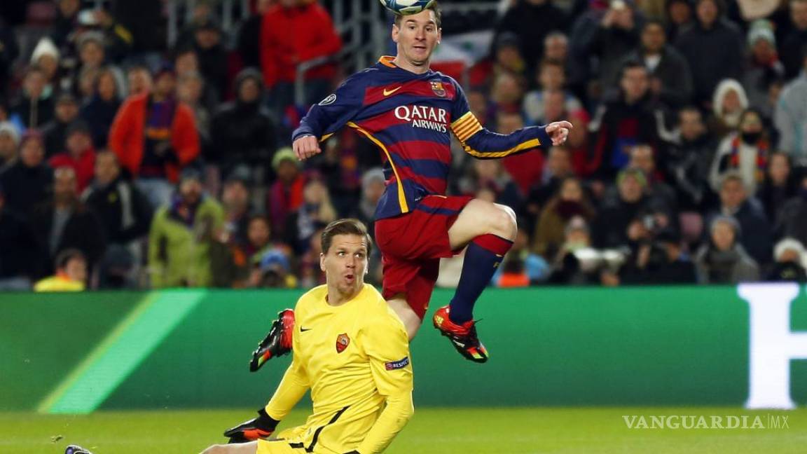 Acaricia Lionel Messi su quinto Balón de Oro