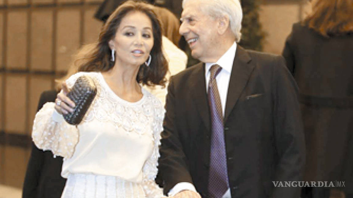 Mario Vargas Llosa pide matrimonio a Isabel Preysler
