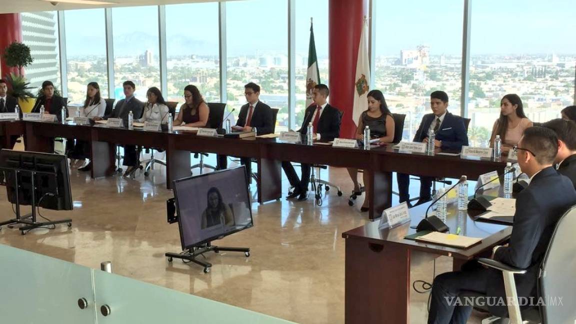 Sesiona en Torreón Cabildo Juvenil 2017