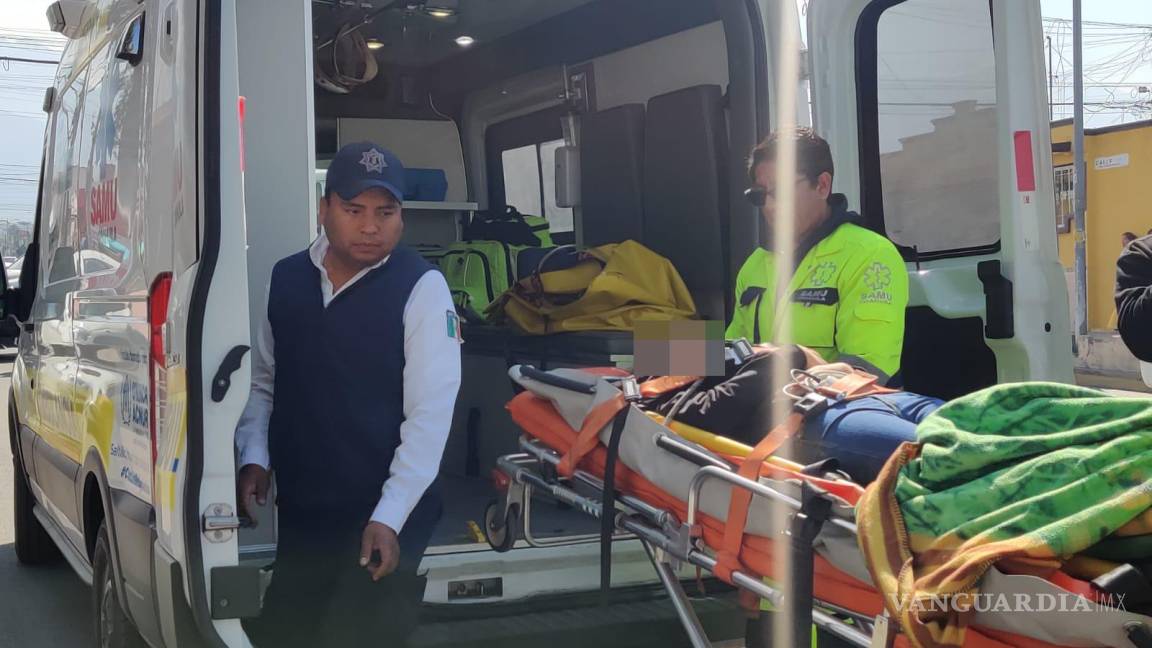 Joven es atropellada y sufre convulsión en colonia Morelos de Saltillo