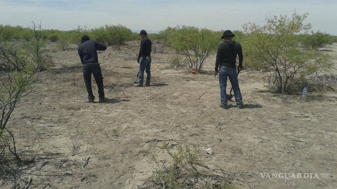 Encuentra a su hermano muerto en ejido de Torreón