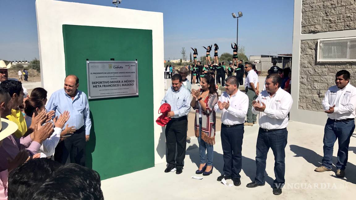 Inaugura Gobernador primera etapa del Multideportivo Oriente en Torreón