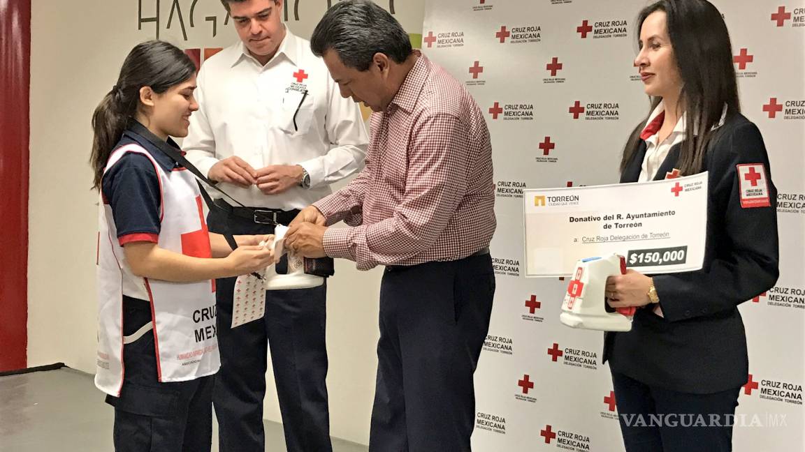 Entrega alcalde de Torreón donativo de más de 1.6 mdp a Cruz Roja