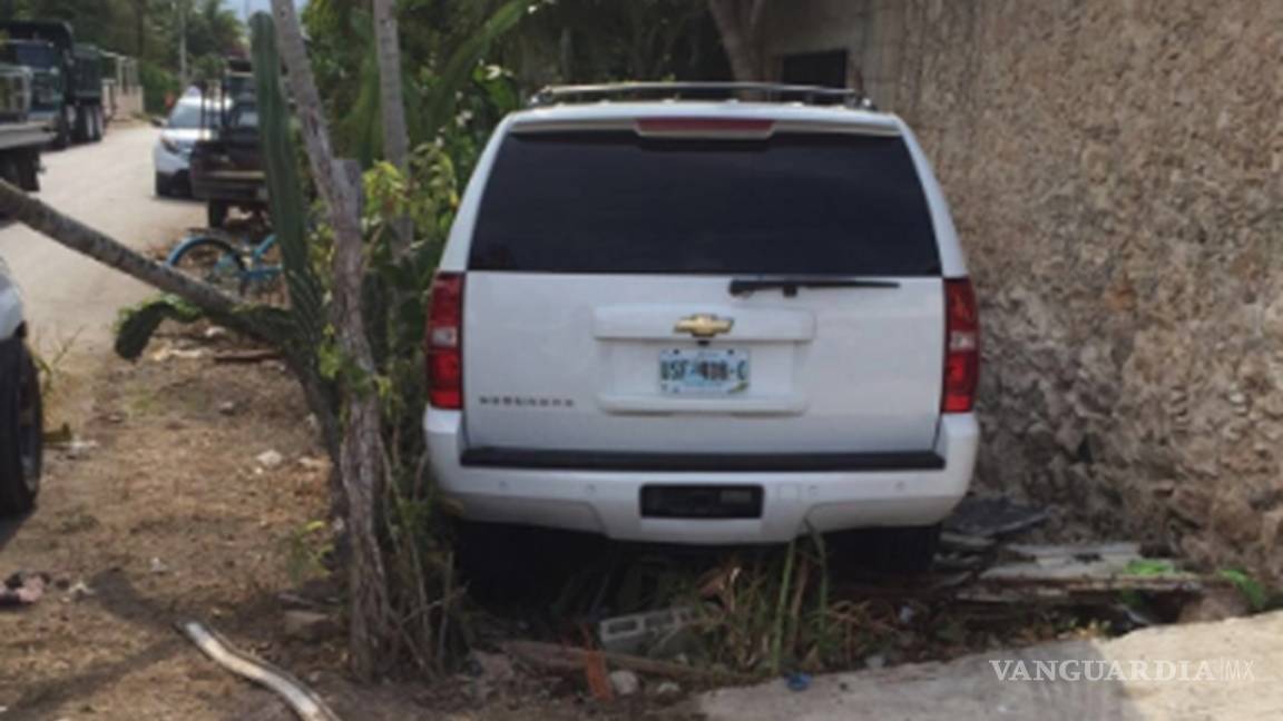 Sufre Felipe Calderón percance automovilístico en Quintana Roo
