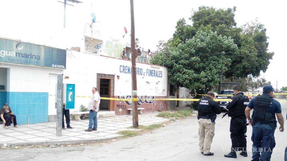 Hallan cadáver en ducto de refrigeración de funeraria en Torreón