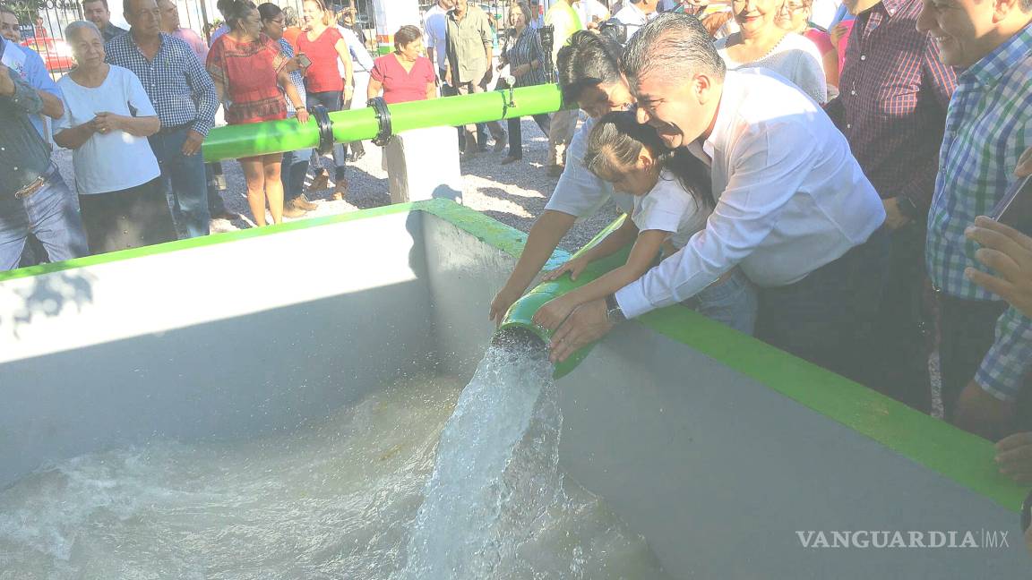 Alcalde de Torreón pone en operación nuevo pozo de agua
