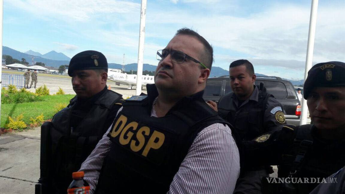 Javier Duarte enfrentará 145 denuncias