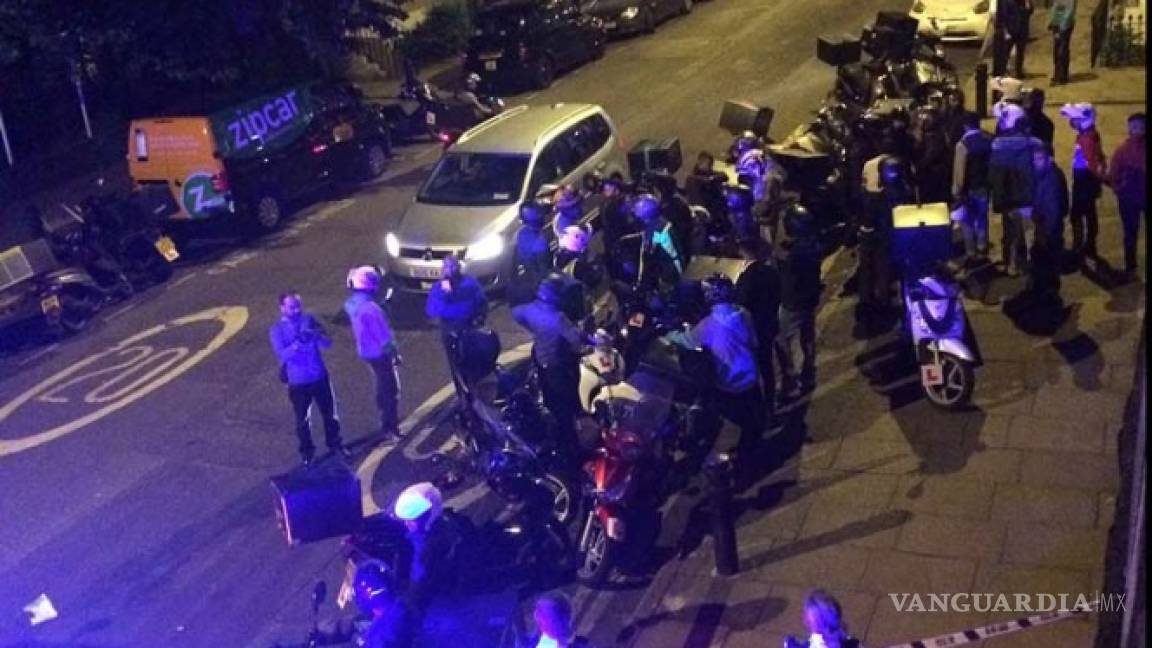 Hombres en moto realizan varios ataques con ácido en Londres