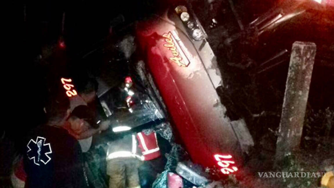Vuelca camión con pacientes del IMSS en Sonora; hay 33 heridos de gravedad
