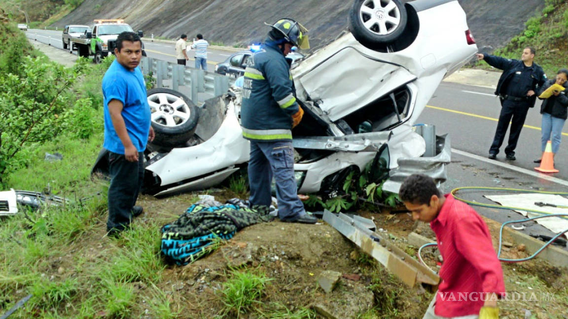 Accidente en la carretera a Zacatecas deja varios lesionados