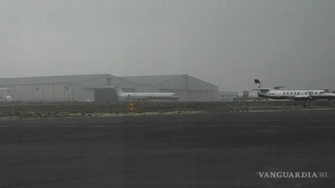 Atrasan vuelo por mal clima en el Aeropuerto de Saltillo