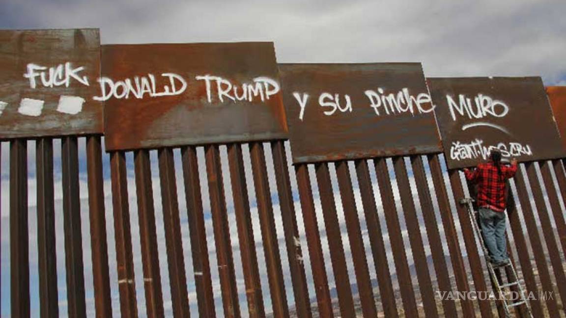 ‘Fuck Donald Trump y su pinche muro’, pintan en frontera de Ciudad Juárez