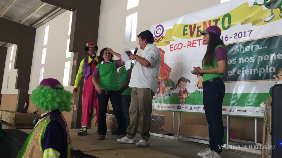 Destacan alumnos de Coahuila en cultura de reciclaje