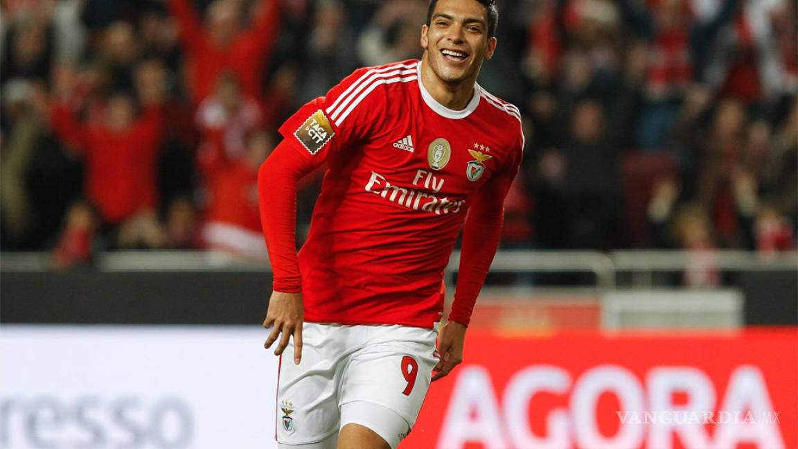 Raúl Jiménez anotó gol en triunfo del Benfica