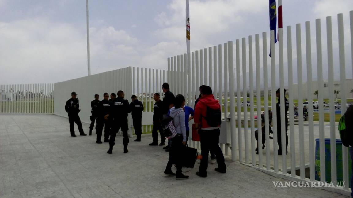 Alumnos se quejan de no poder transitar libremente en la Ciudad Universitaria de Arteaga