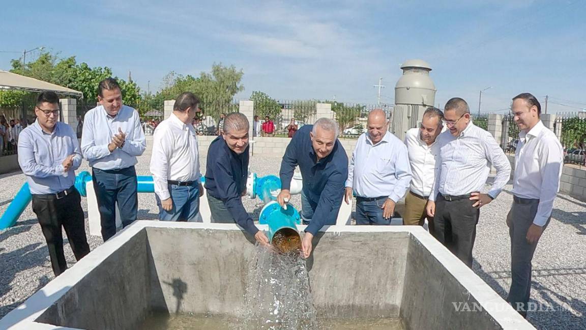 Inauguran Miguel Riquelme y Román Cepeda pozo de agua en Ciudad Nazas