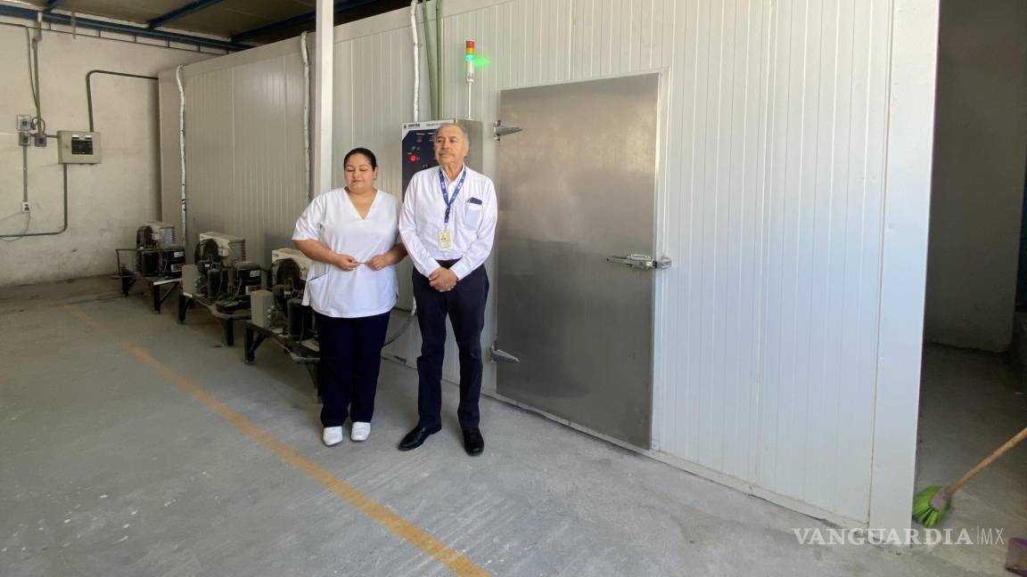Más de 12 mil vacunas son resguardadas en cámara fría por la SS, para distribuirse en la Región Centro de Coahuila