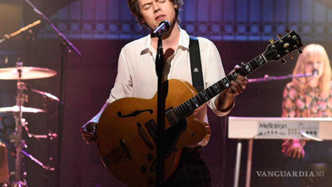 Harry Styles, el ex One Direction, debuta como solista en televisión