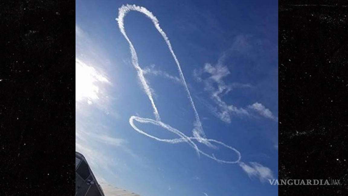 Dibuja piloto gigantesco pene en el cielo