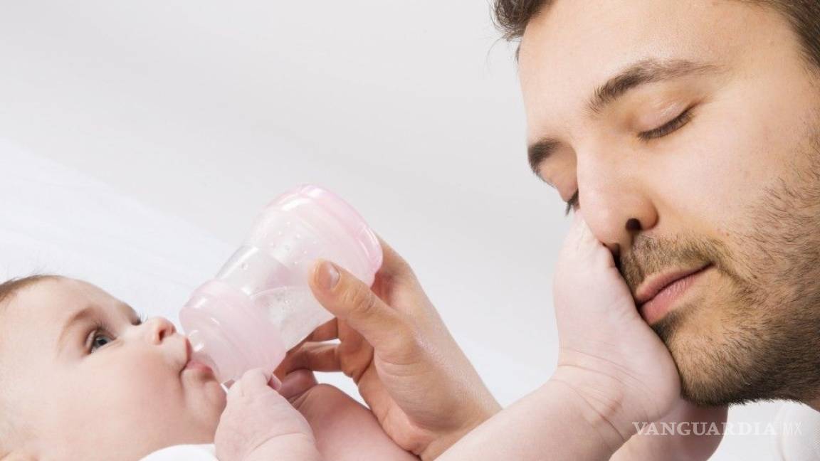 ¿Cuál es el papel del padre en el periodo de lactancia?