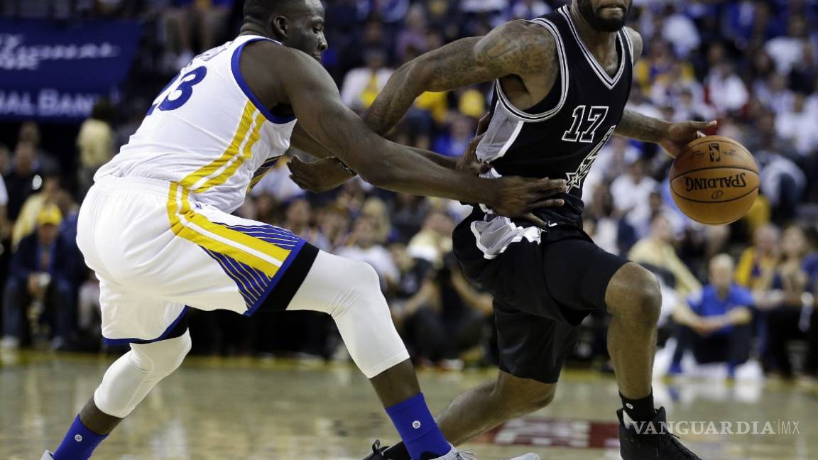 Spurs sorprendió a Warriors en el arranque de la NBA