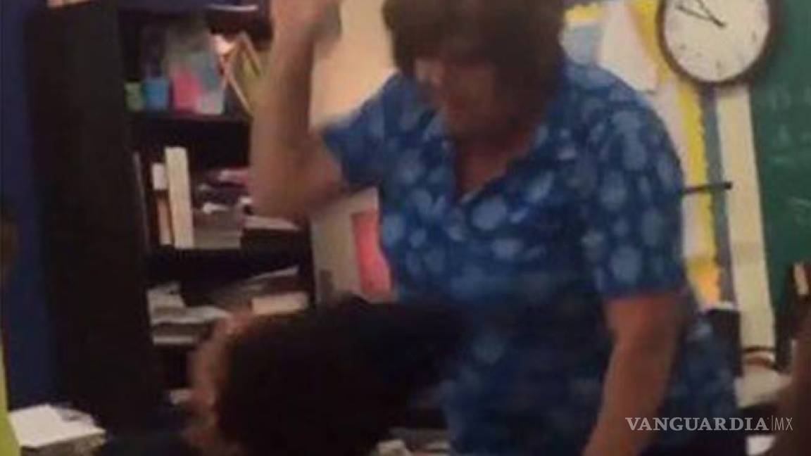 Maestra de Texas que golpea a alumno indigna en redes sociales (VIDEO)