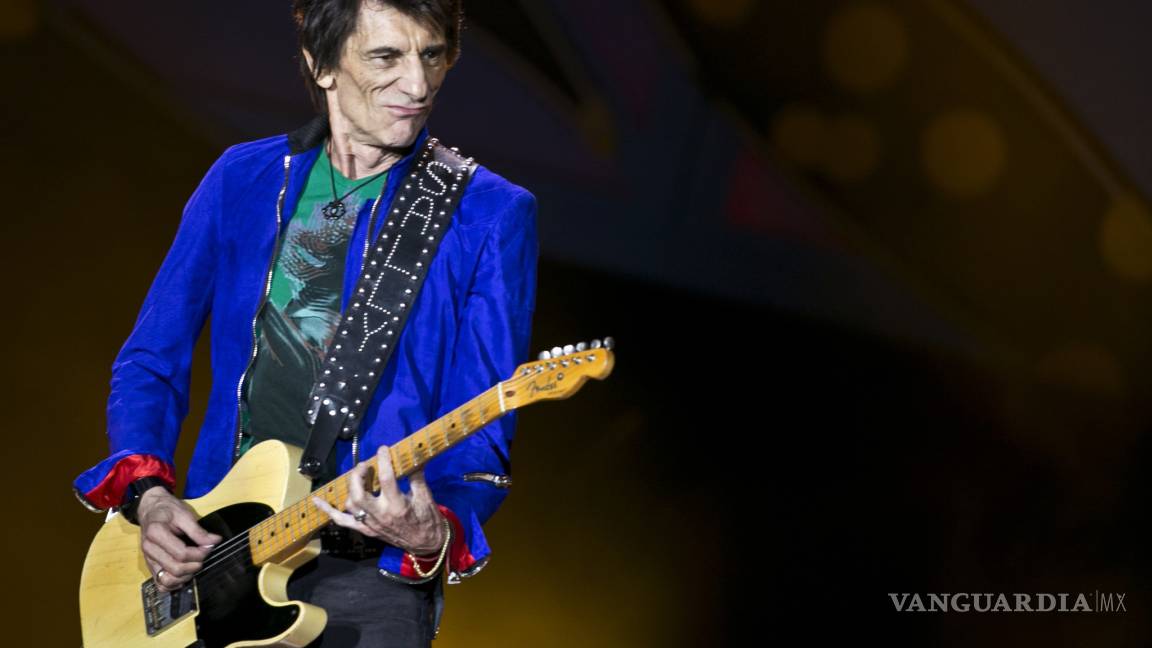 Revela Ron Wood, de los Rolling Stones, que tuvo cáncer de pulmón