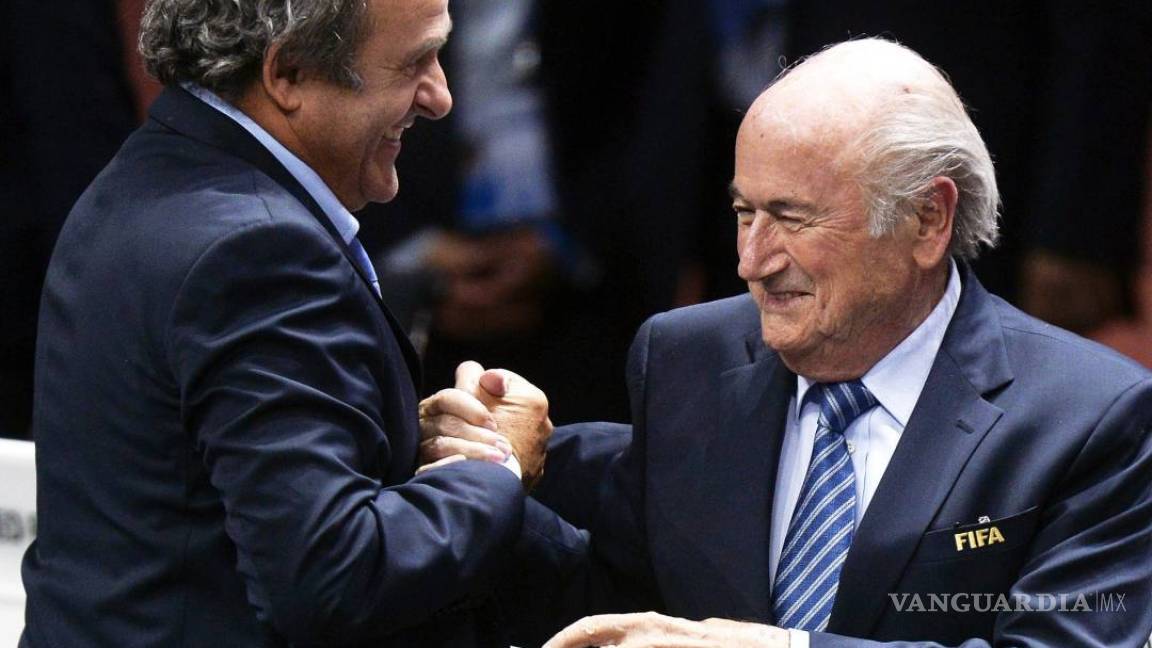 Afrontan Platini y a Blatter una suspensión de por vida